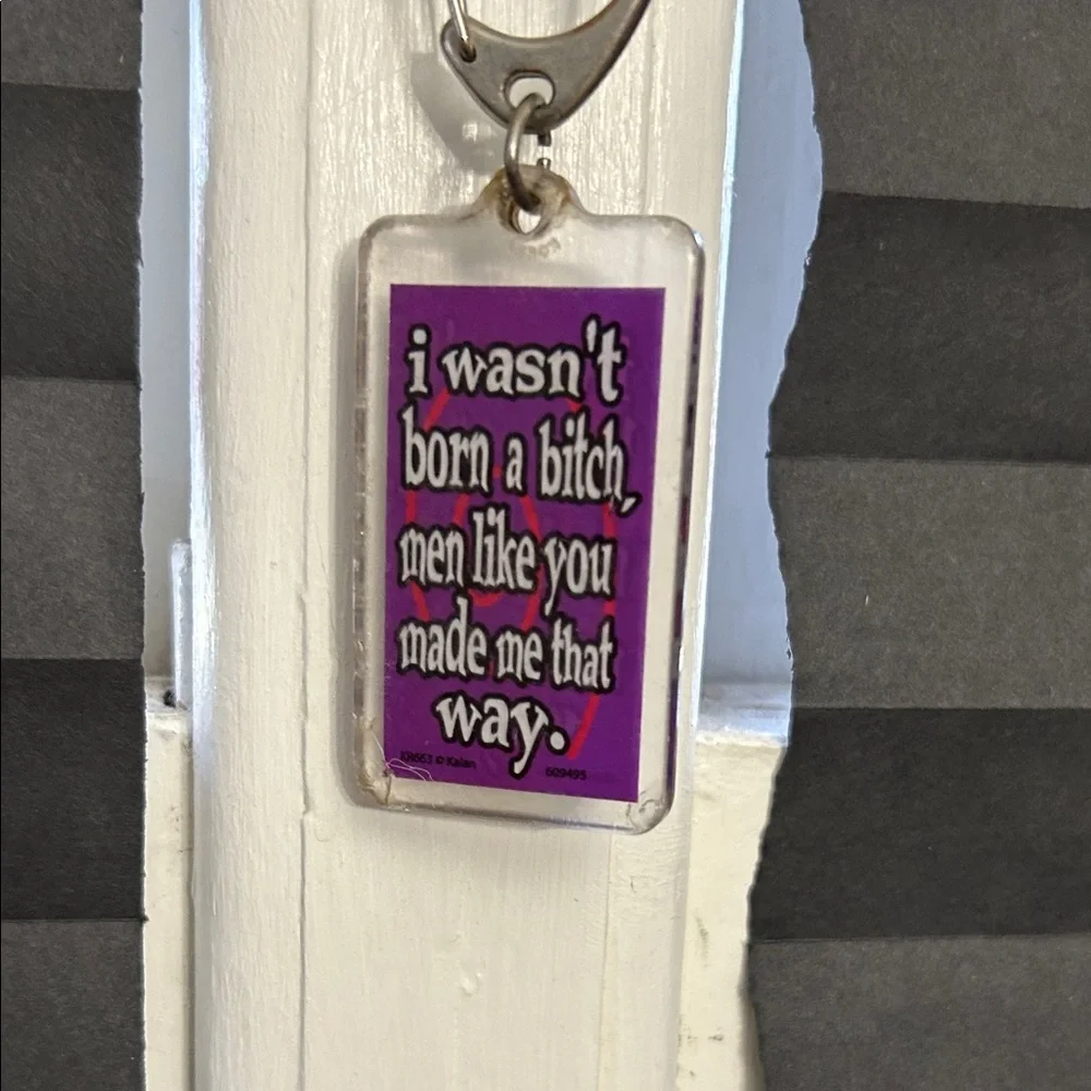 Colorful Quote Keychains Set - Picture 8 of 9
